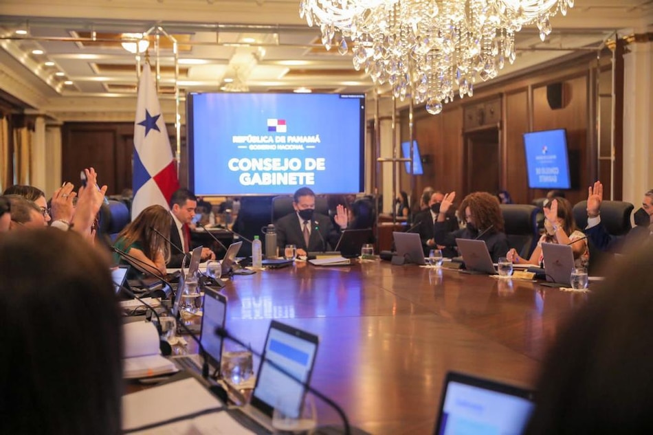 Gabinete autoriza al ministro de Salud a presentar proyecto que permite a farmacias importar medicamentos