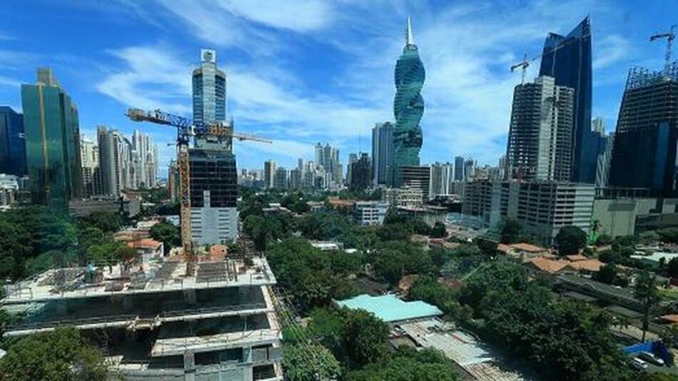 Ejecutivo reorganiza UAF y comisión antiblanqueo