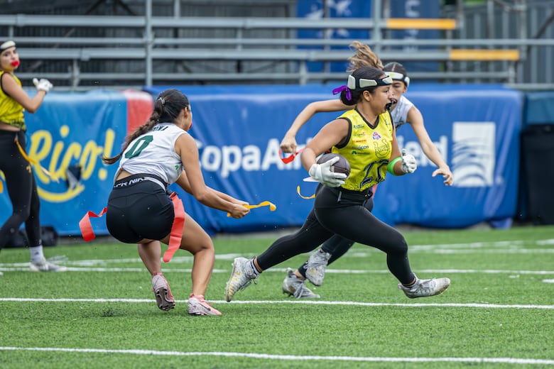 Eagles, Kolts, Raiders y Dragons triunfan en semifinales de la Kiwanis Football League