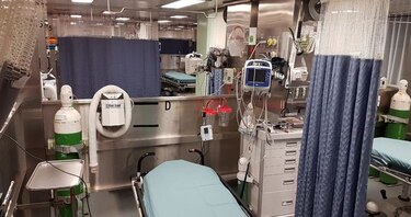 Buque hospital estadounidense atenderá a venezolanos en Colombia