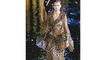 Saint Laurent sobre el agua