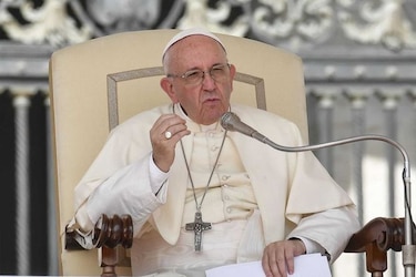 El papa Francisco habla sobre las mujeres de su vida en un libro