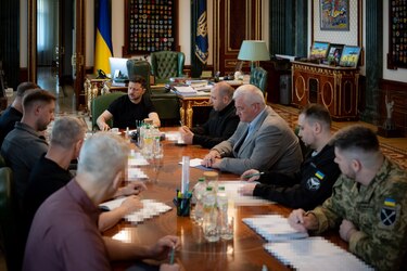 Zelenski confirma que la delegación ucraniana acudirá el lunes al nuevo encuentro con Rusia en Estambul