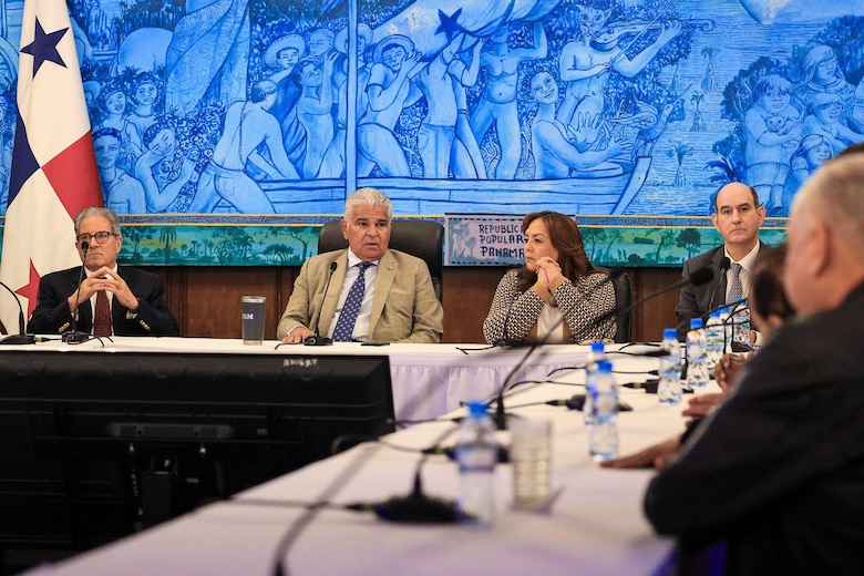 CSS: el Ejecutivo rescata la reforma; los diputados piden más tiempo