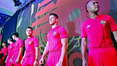 LA SELECCIÓN NACIONAL DE FÚTBOL YA TIENE SU NUEVA CAMISETA
