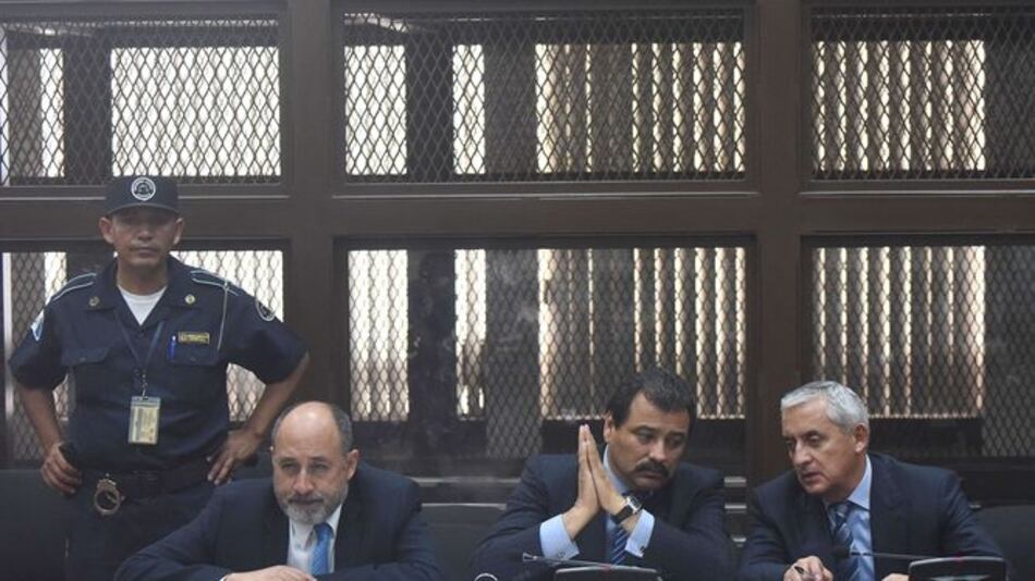 Aplazan dictamen sobre Otto Pérez Molina; concluyen declaraciones