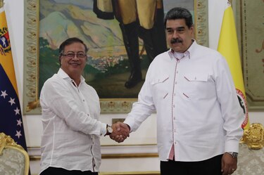 Petro dice que diálogos de Maduro con la oposición se reanudarán en dos días