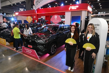 Ricardo Pérez presentó el portafolio Toyota y sus tecnologías de movilidad en Panama Motor Show