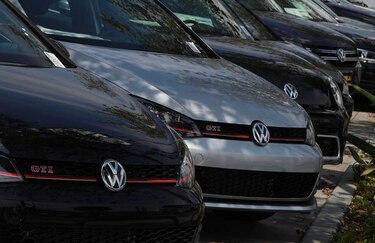 Volkswagen recibe último plazo para acuerdo sobre emisiones