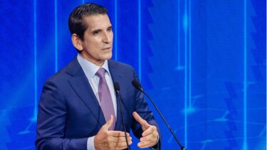 Roux tiene un Plan para crear 500 mil empleos y poner plata en los bolsillos 