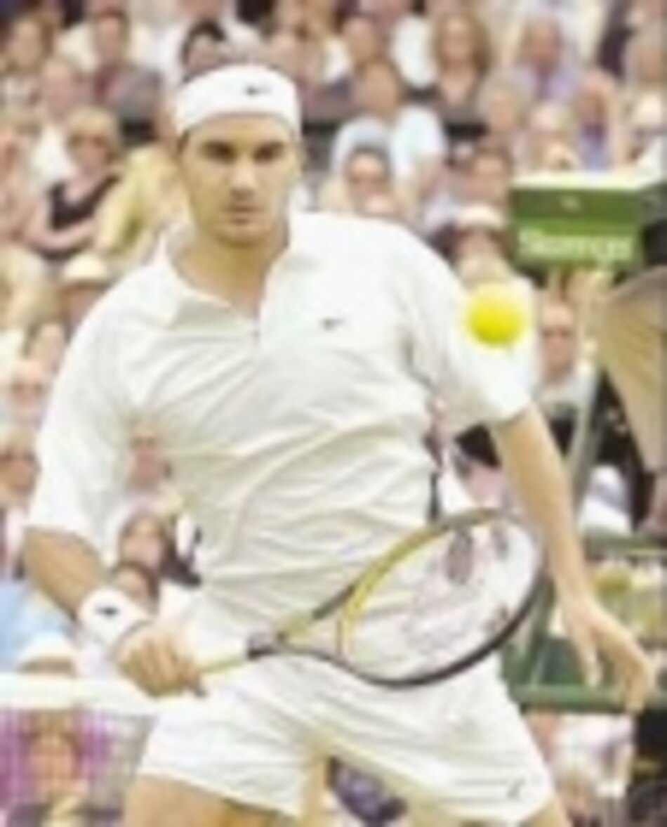 Philippoussis y Federer imponen su saque