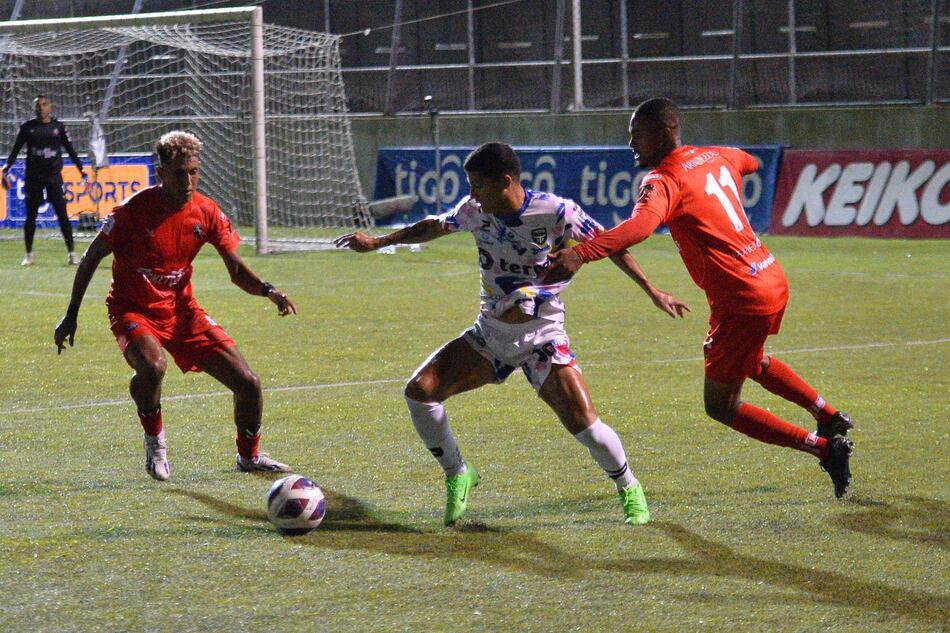 Felipe Baloy guía al Tauro a otra final y apunta al título de la LPF