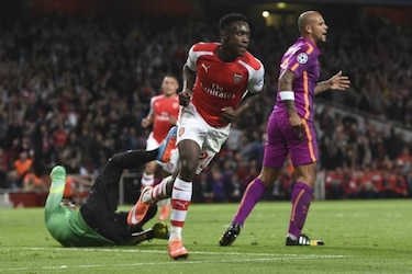 Arsenal y Dortmund se imponen con goleada