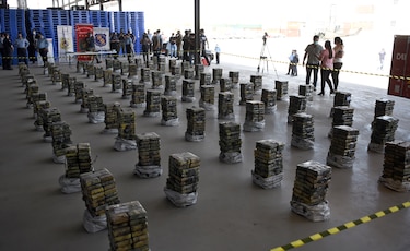 De 100 fuegos a mil pedazos: la estrategia fallida del combate al narcotráfico en América Latina