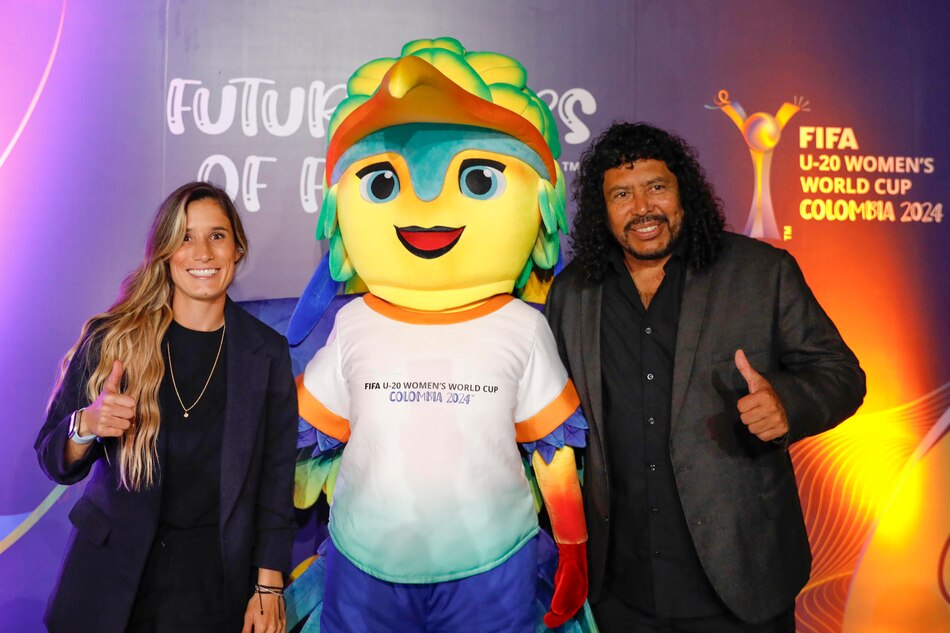 La colibrí Kinti es presentada en Medellín como la mascota del Mundial Femenino Sub-20