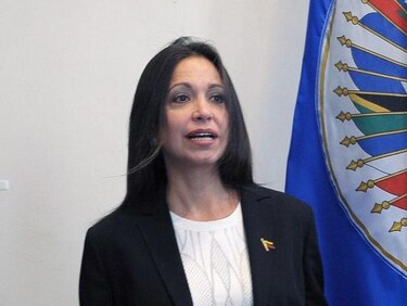 Parlamento venezolano ratifica que Machado dejó de ser diputado