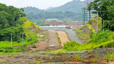 Inquietud en Clayton por retorno de obras