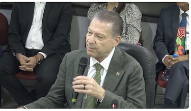 El consejo de Manuel Cohen al presidente de la Asamblea: ‘No reduzca planillas por presión mediática’