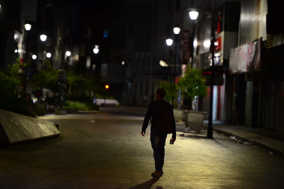 Distanciamiento social intermitente, la clave para detener el virus