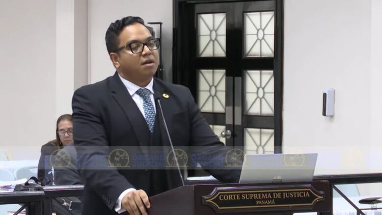 El juicio de New Business: el fiscal pide la pena máxima para Martinelli y 12 personas más; el expresidente alega que tiene el 29% de las acciones de Epasa