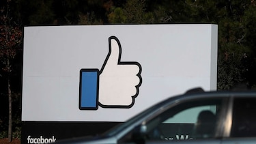 Facebook abre Messenger para envíos de dinero fuera de Estados Unidos