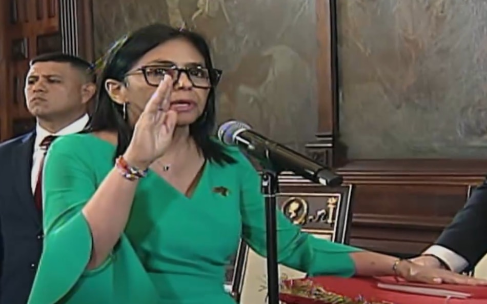 Delcy Rodríguez jura como presidenta encargada de Venezuela