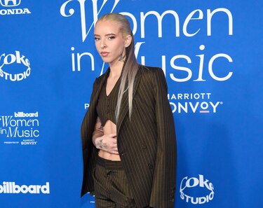 Karol G es la primera latina en recibir el máximo premio de los Billboard femeninos