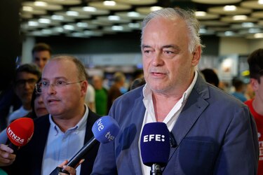 Políticos españoles expulsados de Venezuela denuncian ‘falta de limpieza’ en elecciones