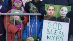 Miles de policías despiden a uno de los agentes asesinados en Nueva York