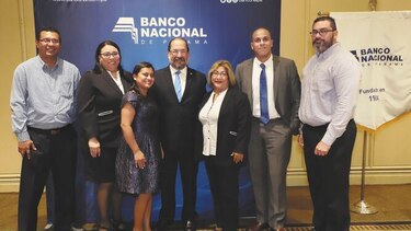 Banconal reconoce la labor de sus colaboradores distinguidos