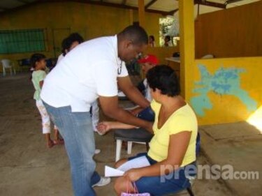 Minsa atiende a alrededor de 100 personas en Santa Rosa
