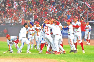 El torneo juvenil levanta el telón de la temporada de béisbol