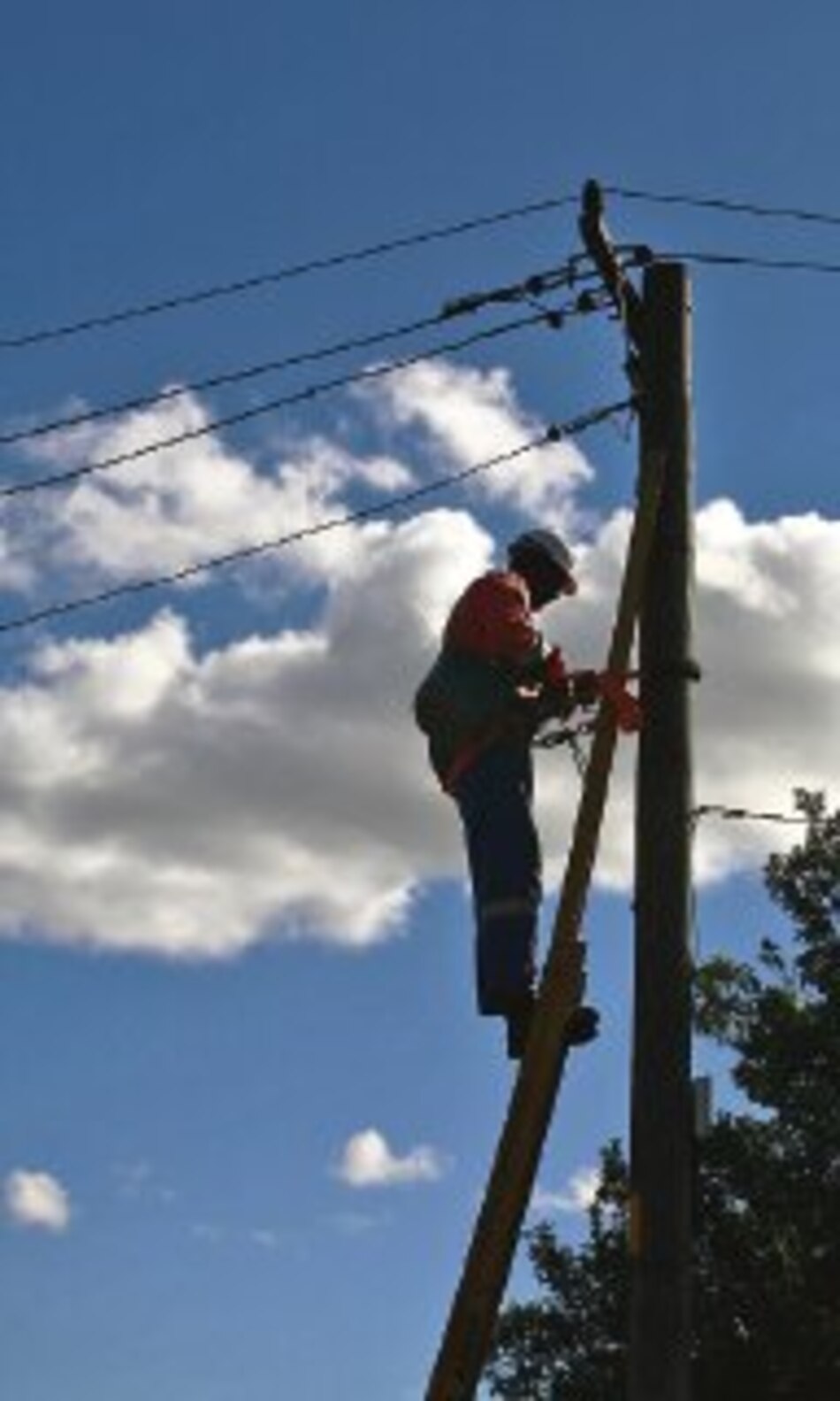 Ampliarán red de fibra óptica