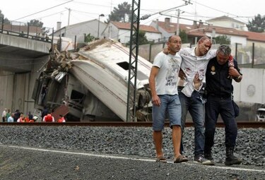 72 muertos en primer accidente de tren de alta velocidad de España