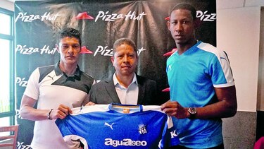 La ‘Furia colonense’ presenta nueva camiseta