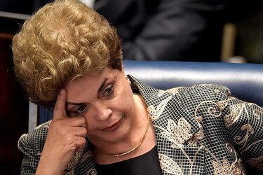 Tribunal de Cuentas de Brasil ordena bloquear bienes de Rousseff por daños a Petrobras