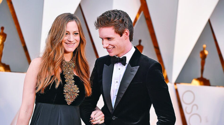 Eddie Redmayne y su esposa Hannah, padres de una niña