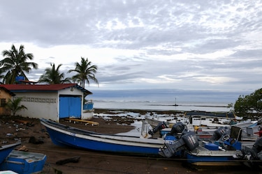 Migrantes en Panamá en su regreso hacia Suramérica: ‘Aquí nos frena el mar y el dinero’