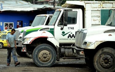 Personal de la AAUD se declara en paro indefinido