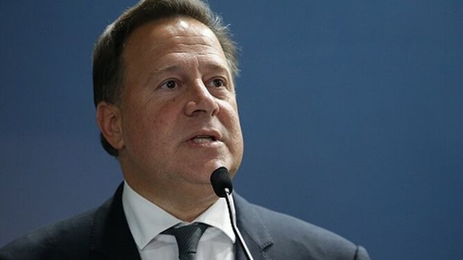 'Cualquier panameño se encuentra hoy vulnerable', dice Varela sobre la intervención de sus comunicaciones