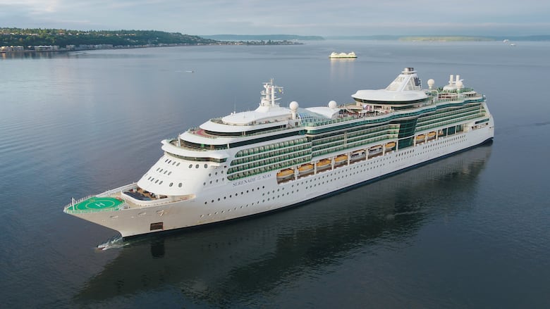 Panamá logra acuerdo con cruceros Royal Caribbean para operar desde Colón
