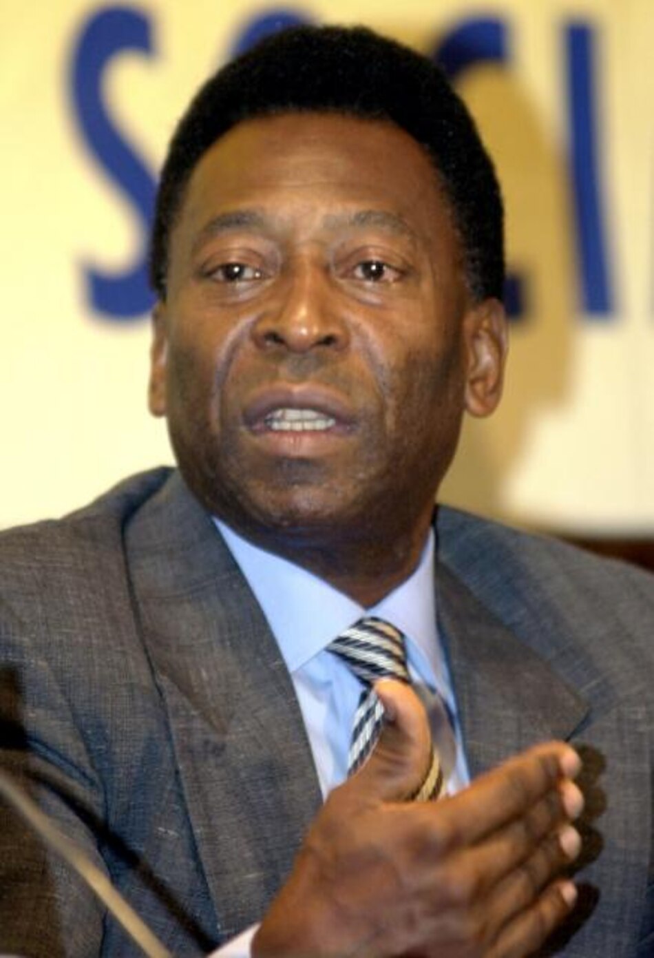 Pelé: Cuando Messi haya marcado mil 283 goles, hablamos