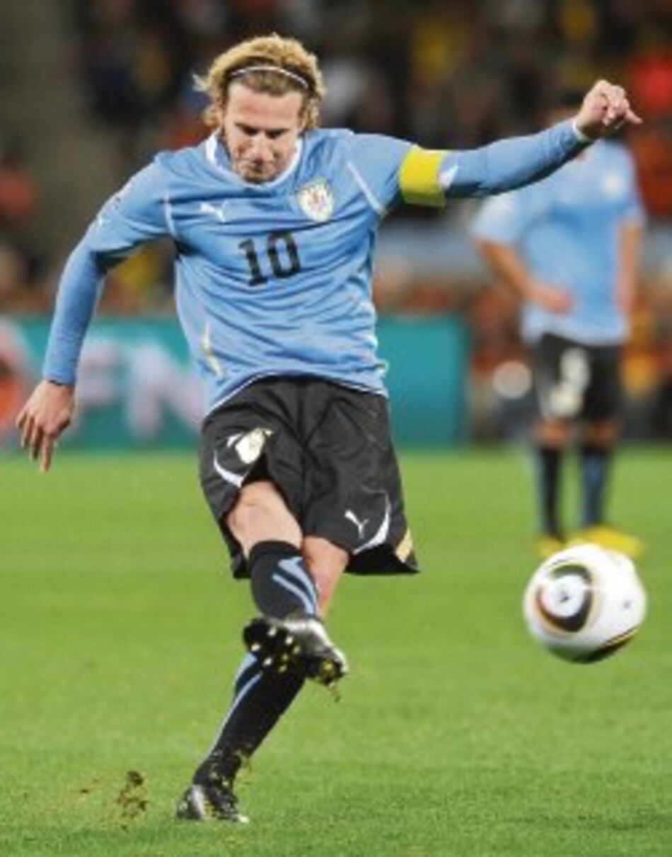 La Juventus estaría interesada en Forlán