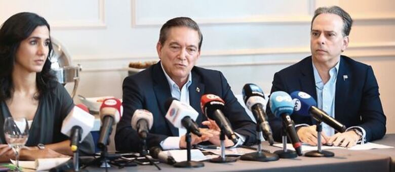 Cortizo aspira a convocar en un año referendo constitucional