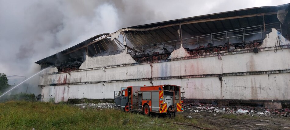 Se incendian varias bodegas en la Zona Libre de Colón