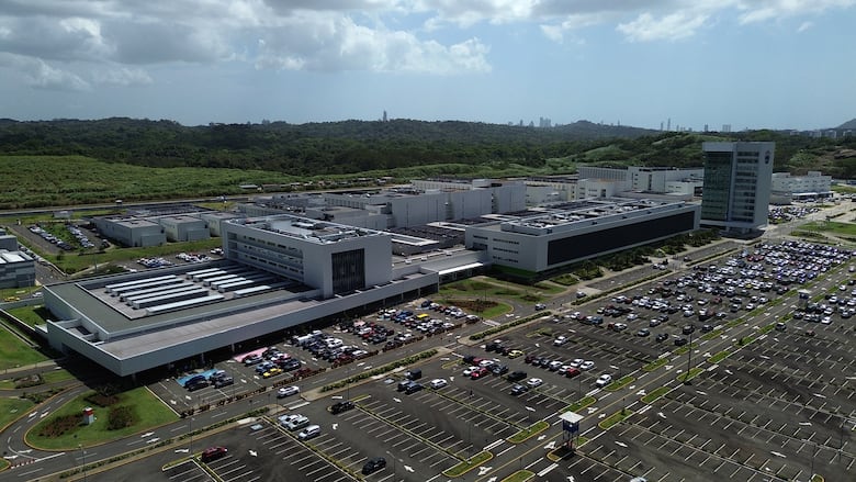 CSS aclara la razón detrás del alquiler temporal de buses para la Ciudad de la Salud