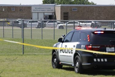 Tiroteo en una escuela de Texas deja cuatro estudiantes heridos, uno de gravedad