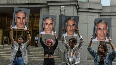 Investigaciones y críticas en Estados Unidos por la muerte en prisión del magnate Jeffrey Epstein