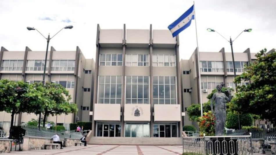 Comunidad gay en batalla legal por matrimonio igualitario en Honduras