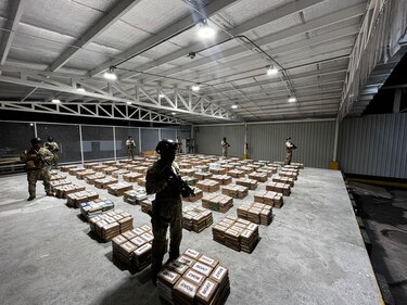 Decomisan cinco toneladas de droga en Colón, en un buque con bandera de Malta